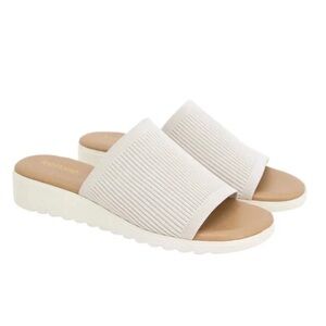 Kensie Cream Slide Sandals